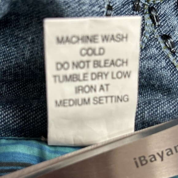 xSOLD Choices Petite Floral Embroidered Denim Jean Jacket, NWT, Petite Small - Picture 2 of 14